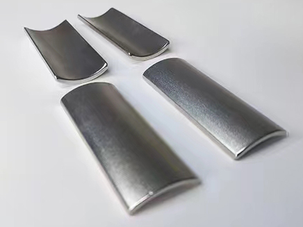 Countersunk magnet