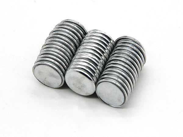 Single-sided magnet